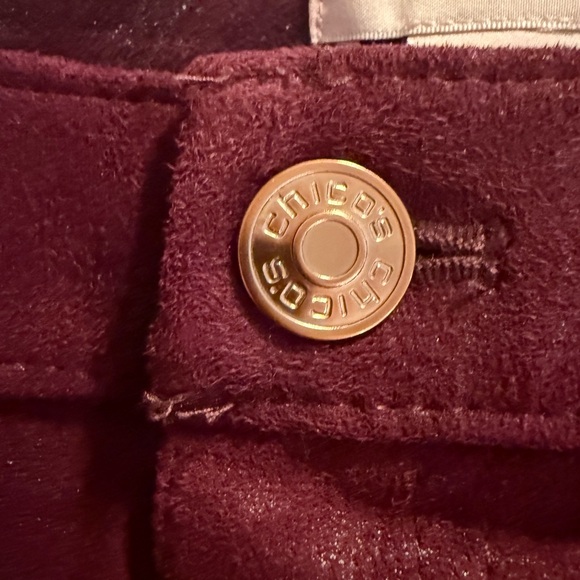 Women's  burgundy metallic Chico’s size 00 suede-like Jeans - Picture 6 of 10